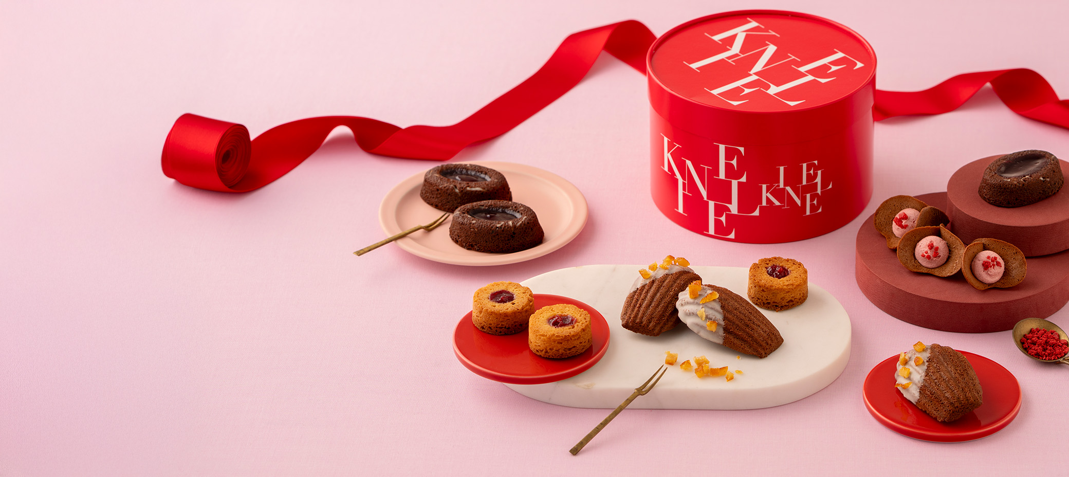 ルフルとはお花のようなラングドシャスイーツ