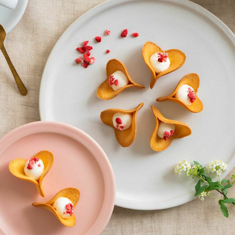 000000000379-01-l.jpg?t=